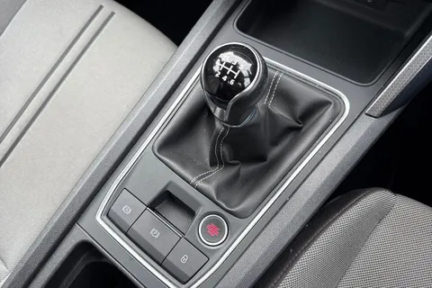 23 of 62 for SEAT LEON 1.0 TSI EVO SE Dynamic 5dr