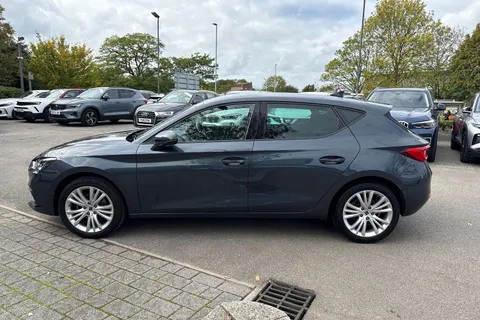 30 of 62 for SEAT LEON 1.0 TSI EVO SE Dynamic 5dr