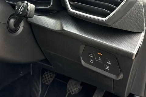 39 of 62 for SEAT LEON 1.0 TSI EVO SE Dynamic 5dr