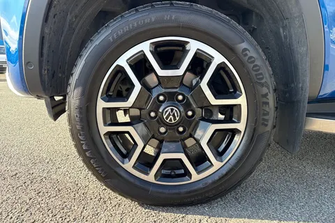 13 of 61 for VOLKSWAGEN AMAROK D/Cab Pick Up Style 2.0 TDI 205 4MOTION Auto