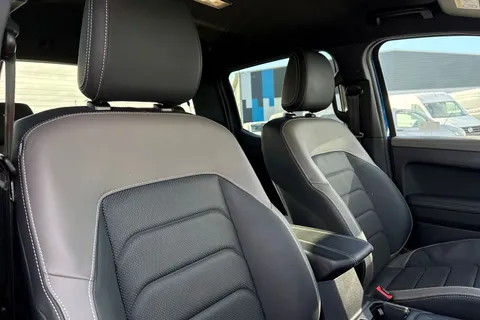 24 of 61 for VOLKSWAGEN AMAROK D/Cab Pick Up Style 2.0 TDI 205 4MOTION Auto