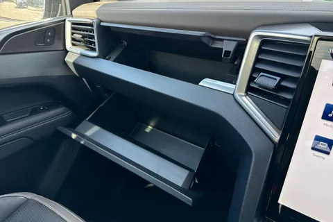 41 of 61 for VOLKSWAGEN AMAROK D/Cab Pick Up Style 2.0 TDI 205 4MOTION Auto