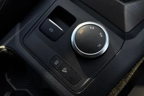 44 of 61 for VOLKSWAGEN AMAROK D/Cab Pick Up Style 2.0 TDI 205 4MOTION Auto