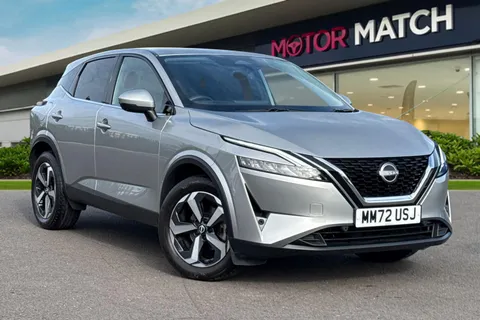 MM72USJ Nissan Qashqai 1.3 DIG-T MHEV N-Connecta Euro 6 (s/s) 5dr Thumbnail #2