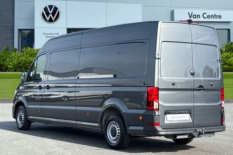 DF25XDW Volkswagen Crafter 2.0 TDI 140PS Commerce Plus High Roof Van Thumbnail #3