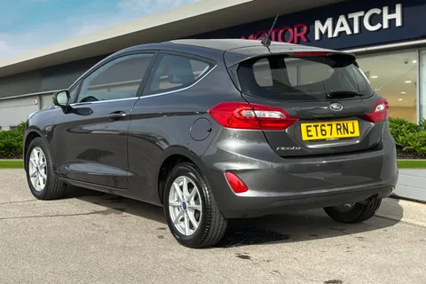 ET67RNJ Ford Fiesta 1.1 Ti-VCT Zetec Euro 6 (s/s) 3dr Thumbnail #3