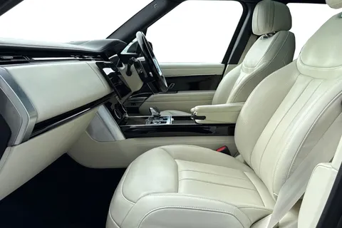 3 of 41 for Land Rover Range Rover 3.0 D350 Autobiography 5dr