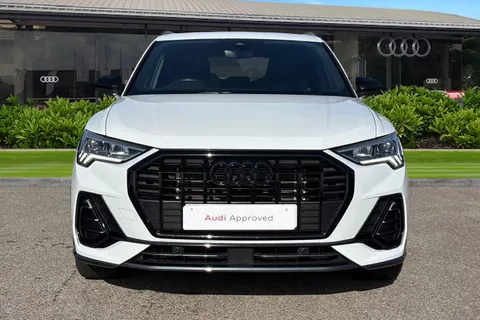 DA73YMJ Audi Q3 Black Edition 35 TFSI 150 PS S tronic Thumbnail #7
