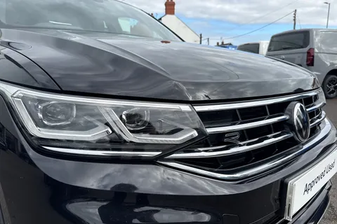 OX72BUH Volkswagen Tiguan 1.5 TSI 150 R-Line Edition 5dr DSG Thumbnail #9