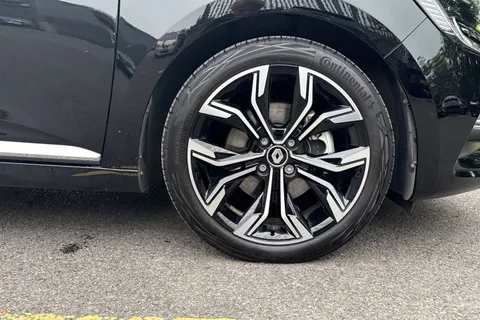 DT23LWH Renault Clio 1.6 E-TECH Techno Auto Euro 6 (s/s) 5dr Thumbnail #7