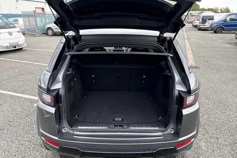 MH18WVZ Land Rover Range Rover Evoque 2.0 TD4 HSE Dynamic Auto 4WD Euro 6 (s/s) 5dr Thumbnail #6