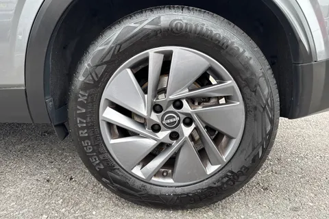 ML72ZPY Nissan Qashqai 1.3 DIG-T MHEV Acenta Premium Euro 6 (s/s) 5dr Thumbnail #10