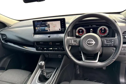 MM72USJ Nissan Qashqai 1.3 DIG-T MHEV N-Connecta Euro 6 (s/s) 5dr Thumbnail #19