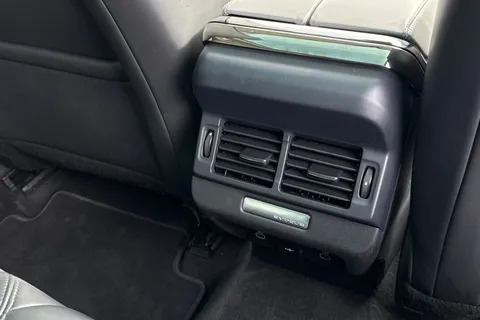 DX25OFZ Land Rover Range Rover Evoque 2.0 D200 Dynamic HSE 5dr Thumbnail #20