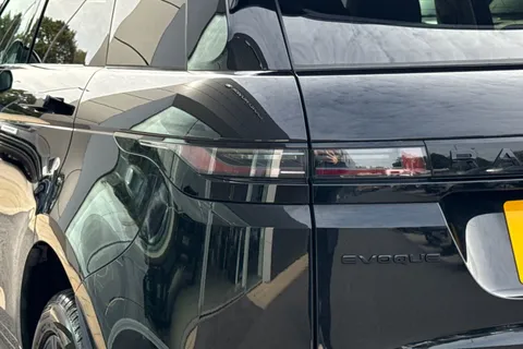 DX25OFZ Land Rover Range Rover Evoque 2.0 D200 Dynamic HSE 5dr Thumbnail #21