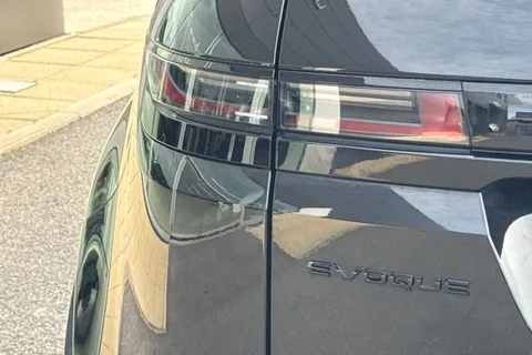 DX25OFZ Land Rover Range Rover Evoque 2.0 D200 Dynamic HSE 5dr Thumbnail #27