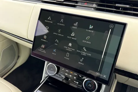 31 of 41 for Land Rover Range Rover 3.0 D350 Autobiography 5dr