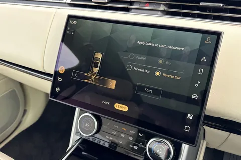 33 of 41 for Land Rover Range Rover 3.0 D350 Autobiography 5dr