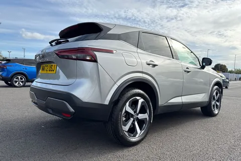 MM72USJ Nissan Qashqai 1.3 DIG-T MHEV N-Connecta Euro 6 (s/s) 5dr Thumbnail #35