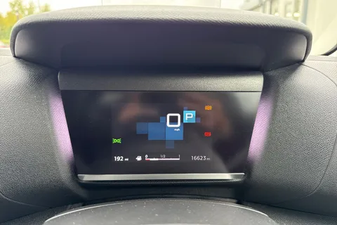 KM23ZFA Citroën C4 1.2 PureTech Shine Plus EAT8 Euro 6 (s/s) 5dr Thumbnail #40