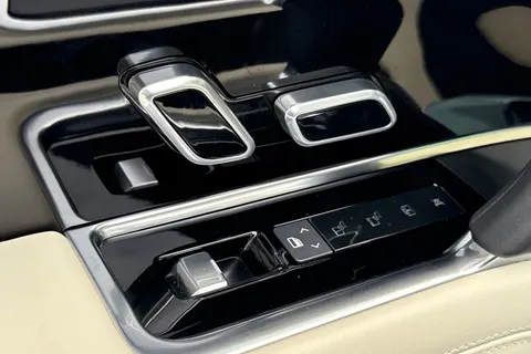 40 of 41 for Land Rover Range Rover 3.0 D350 Autobiography 5dr