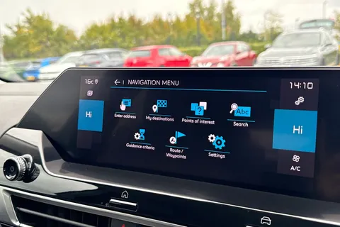 KM23ZFA Citroën C4 1.2 PureTech Shine Plus EAT8 Euro 6 (s/s) 5dr Thumbnail #48