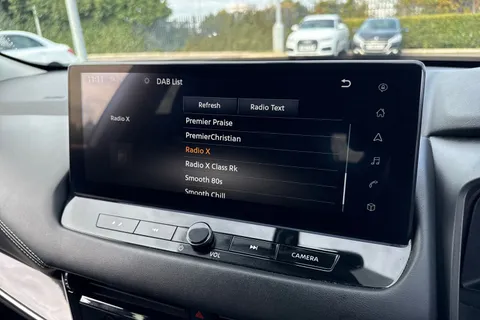 MM72USJ Nissan Qashqai 1.3 DIG-T MHEV N-Connecta Euro 6 (s/s) 5dr Thumbnail #49