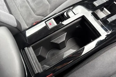 KM23ZFA Citroën C4 1.2 PureTech Shine Plus EAT8 Euro 6 (s/s) 5dr Thumbnail #57