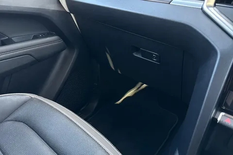 20 of 61 for VOLKSWAGEN AMAROK D/Cab Pick Up Style 2.0 TDI 205 4MOTION Auto