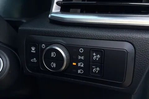 38 of 61 for VOLKSWAGEN AMAROK D/Cab Pick Up Style 2.0 TDI 205 4MOTION Auto