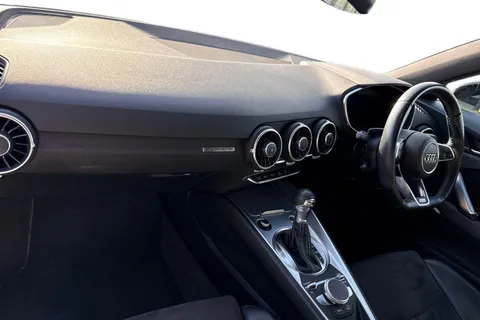 15 of 46 for AUDI TT 2.0T FSI Quattro Black Edition 2dr S Tronic