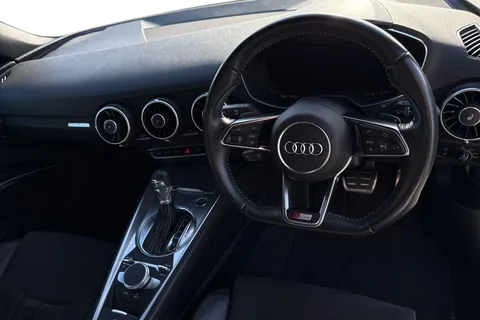 18 of 46 for AUDI TT 2.0T FSI Quattro Black Edition 2dr S Tronic