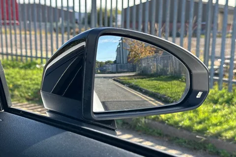 21 of 46 for AUDI TT 2.0T FSI Quattro Black Edition 2dr S Tronic