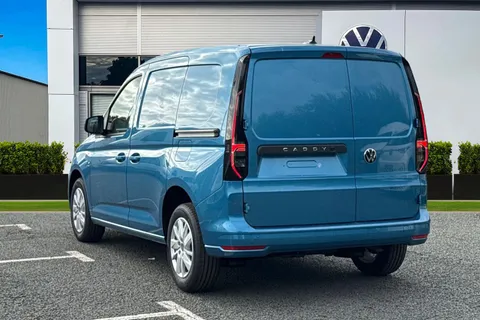 DH25FZO Volkswagen Caddy 2.0 TDI 102PS Commerce Pro Van [Tech Pack] Thumbnail #3