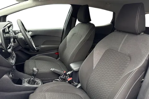 PF23AOX Ford Fiesta 1.0T EcoBoost Titanium Euro 6 (s/s) 5dr Thumbnail #17