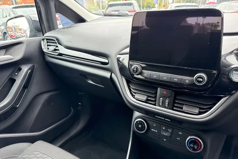 PF23AOX Ford Fiesta 1.0T EcoBoost Titanium Euro 6 (s/s) 5dr Thumbnail #21