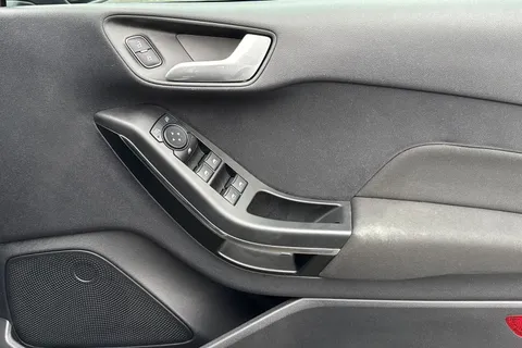 PF23AOX Ford Fiesta 1.0T EcoBoost Titanium Euro 6 (s/s) 5dr Thumbnail #22