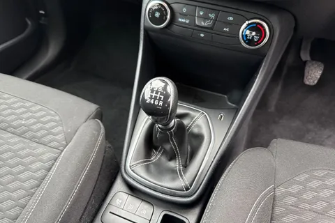 PF23AOX Ford Fiesta 1.0T EcoBoost Titanium Euro 6 (s/s) 5dr Thumbnail #24