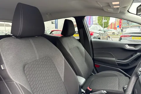 PF23AOX Ford Fiesta 1.0T EcoBoost Titanium Euro 6 (s/s) 5dr Thumbnail #25