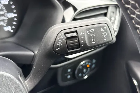 PF23AOX Ford Fiesta 1.0T EcoBoost Titanium Euro 6 (s/s) 5dr Thumbnail #37