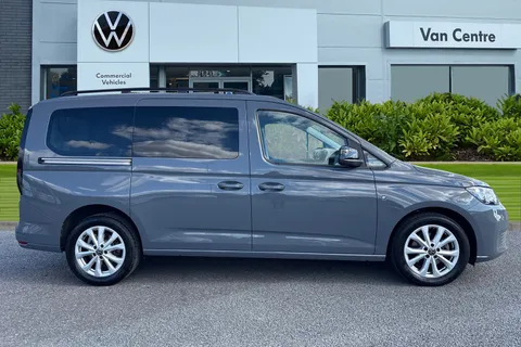 DG74EYH Volkswagen Caddy Maxi 2.0 TDI 122 Life 5dr DSG Thumbnail #4