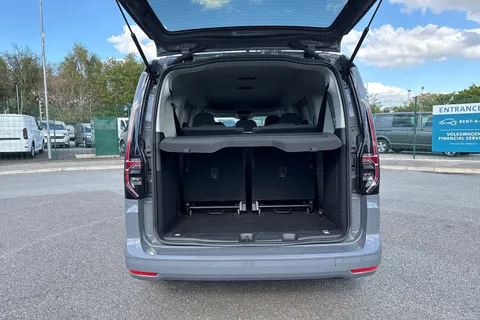 DG74EYH Volkswagen Caddy Maxi 2.0 TDI 122 Life 5dr DSG Thumbnail #7
