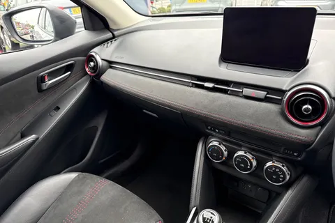 YS73SZR Mazda Mazda2 1.5 e-Skyactiv G MHEV Homura Aka 5dr Thumbnail #28