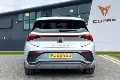 KJ25VSG CUPRA Born e-Boost 79kWh V1 Auto 5dr Thumbnail #5