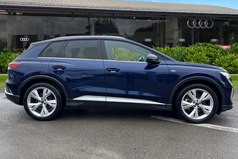 KP74AOF Audi Q4 e-tron Q4 S line 45 e-tron 210,00 kW Thumbnail #4