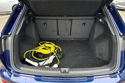 KP74AOF Audi Q4 e-tron Q4 S line 45 e-tron 210,00 kW Thumbnail #7