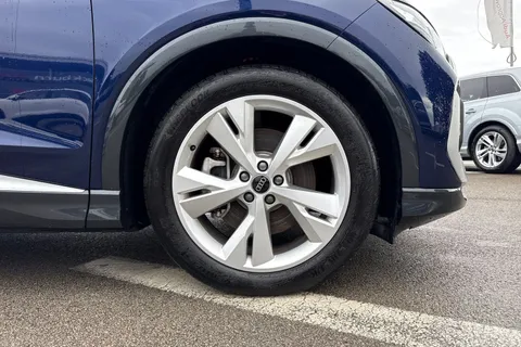 KP74AOF Audi Q4 e-tron Q4 S line 45 e-tron 210,00 kW Thumbnail #10