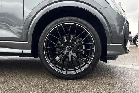 KT74OJN Audi Q2 Black Edition 35 TFSI  150 PS S tronic Thumbnail #10