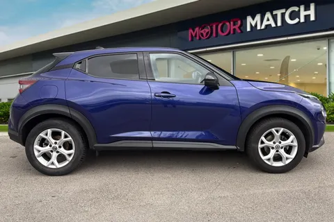 LS21HVZ Nissan Juke 1.0 DIG-T N-Connecta DCT Auto Euro 6 (s/s) 5dr Thumbnail #4