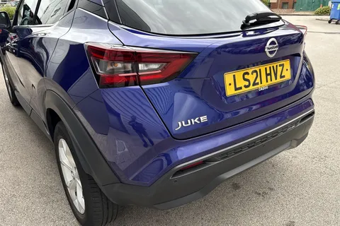 LS21HVZ Nissan Juke 1.0 DIG-T N-Connecta DCT Auto Euro 6 (s/s) 5dr Thumbnail #8